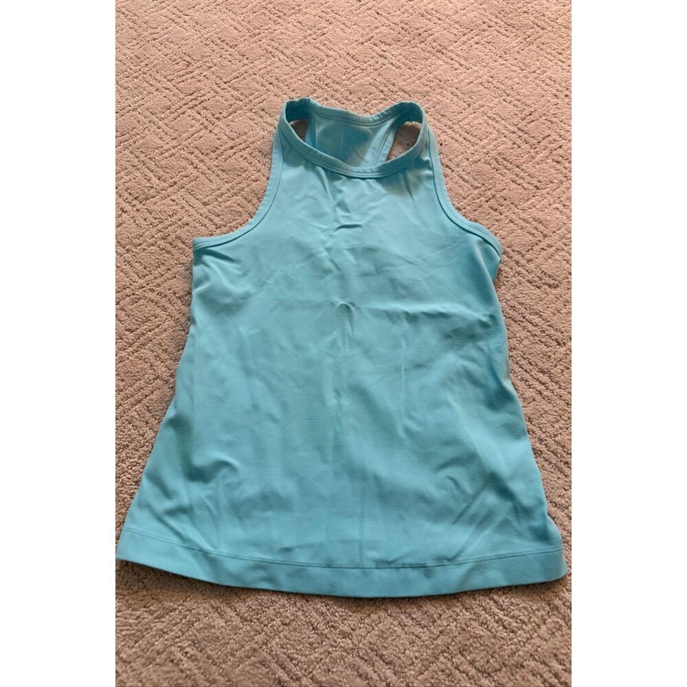 EUC Lululemon Turquoise High Neck Tank Top